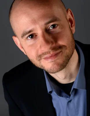 Bild: Ehrenamtliches Engagement - Online Marketing Berater Thomas Hendele berät Jugendzentrum GoFi in Mainz Pro Bono