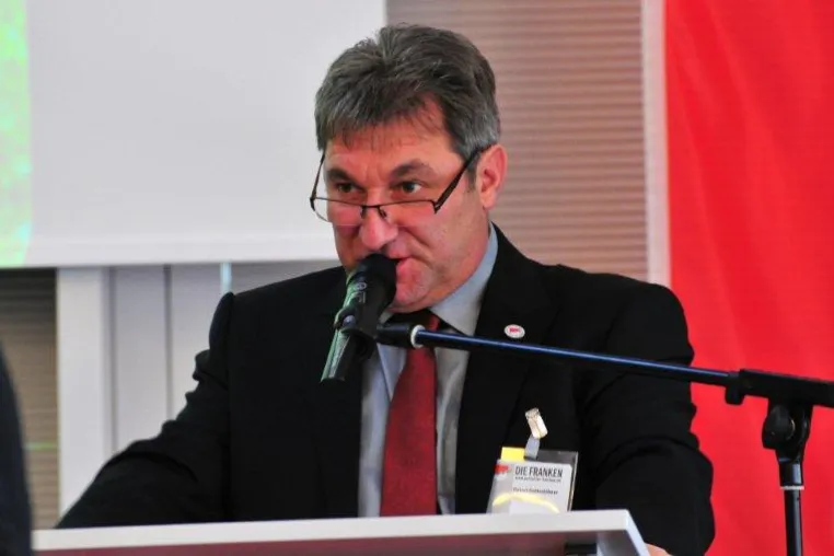Bild: Einstimmige Wahlergebnisse auf dem Weg zur Landtagswahl