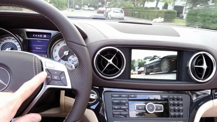 Bild: TV-Freischaltung SmartTV von Mods4cars für die neuen Mercedes-Benz Cabrios
