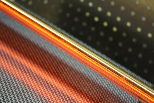 Effiziente Infrarot-Wärme für neuartige Verbundwerkstoffe Bild: Effiziente Infrarot-Wärme für neuartige Verbundwerkstoffe