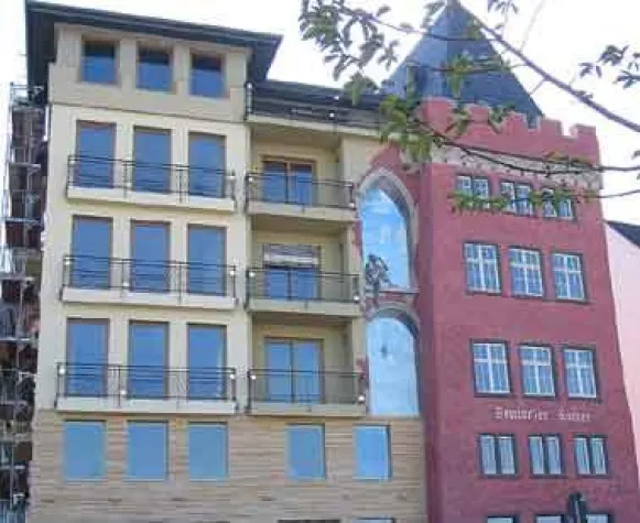 Bild: Denkmalsanierung: Spätgotischer Wohnturm Deutscher Kaiser