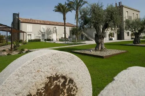 Frühlingsziel für Weinkenner und Genießer: Weingut und Boutique-Hotel Donna Carmela auf Sizilien Bild: Frühlingsziel für Weinkenner und Genießer: Weingut und Boutique-Hotel Donna Carmela auf Sizilien