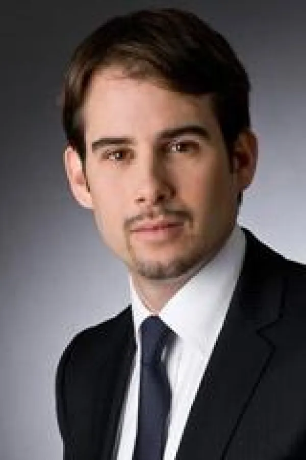 Dr. Alexander T. Schäfer