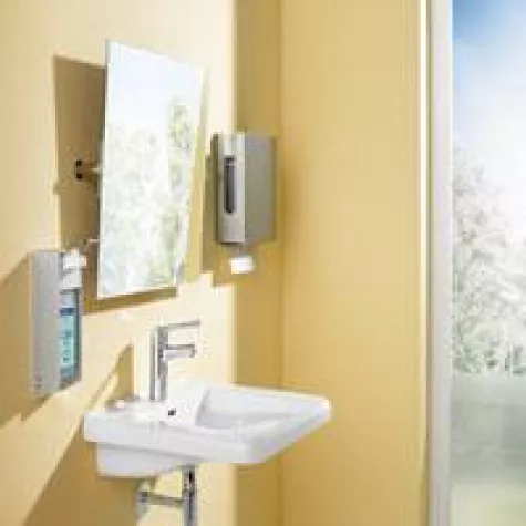 Bild: HANSAMEDIPRO: die moderne, vielseitige Spezialarmatur für den Care-Bereich