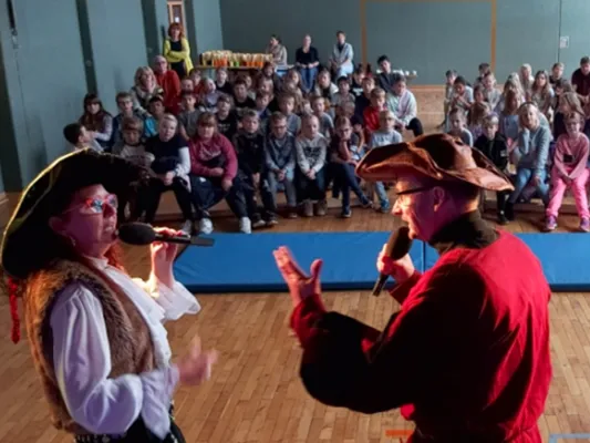 Bild: Zahnpiraten sorgten für ordentlich Dampf in der Kombüse