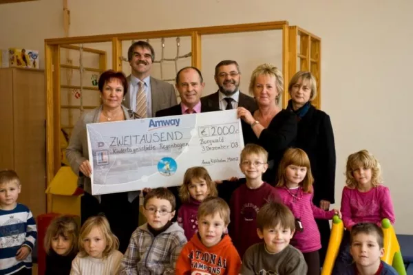 Bild: One by One - 2.000 Euro für Kinder der Gemeinden Allendorf und Burgwald