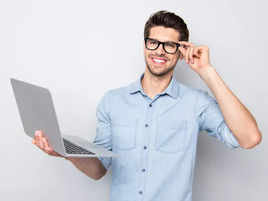 Bild: Inventarverwaltung - Desktop versus Web Anwendung