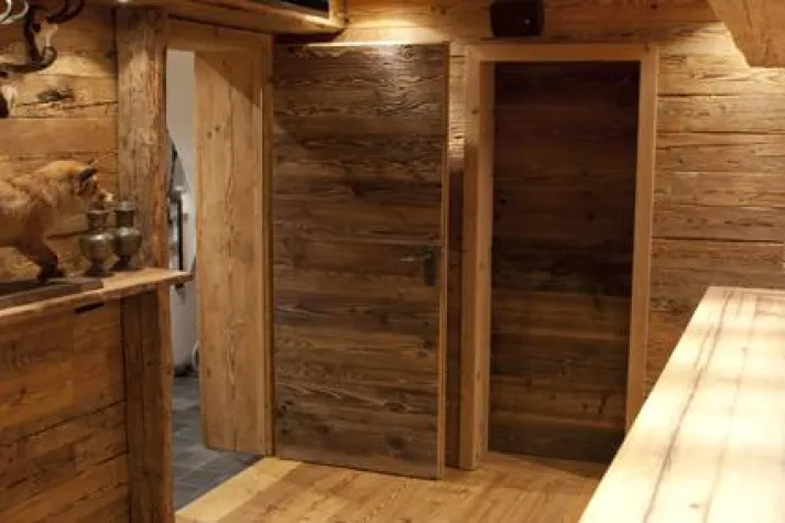 Bild: Altholztüren: Innovative Technik trifft ursprünglichen Charme