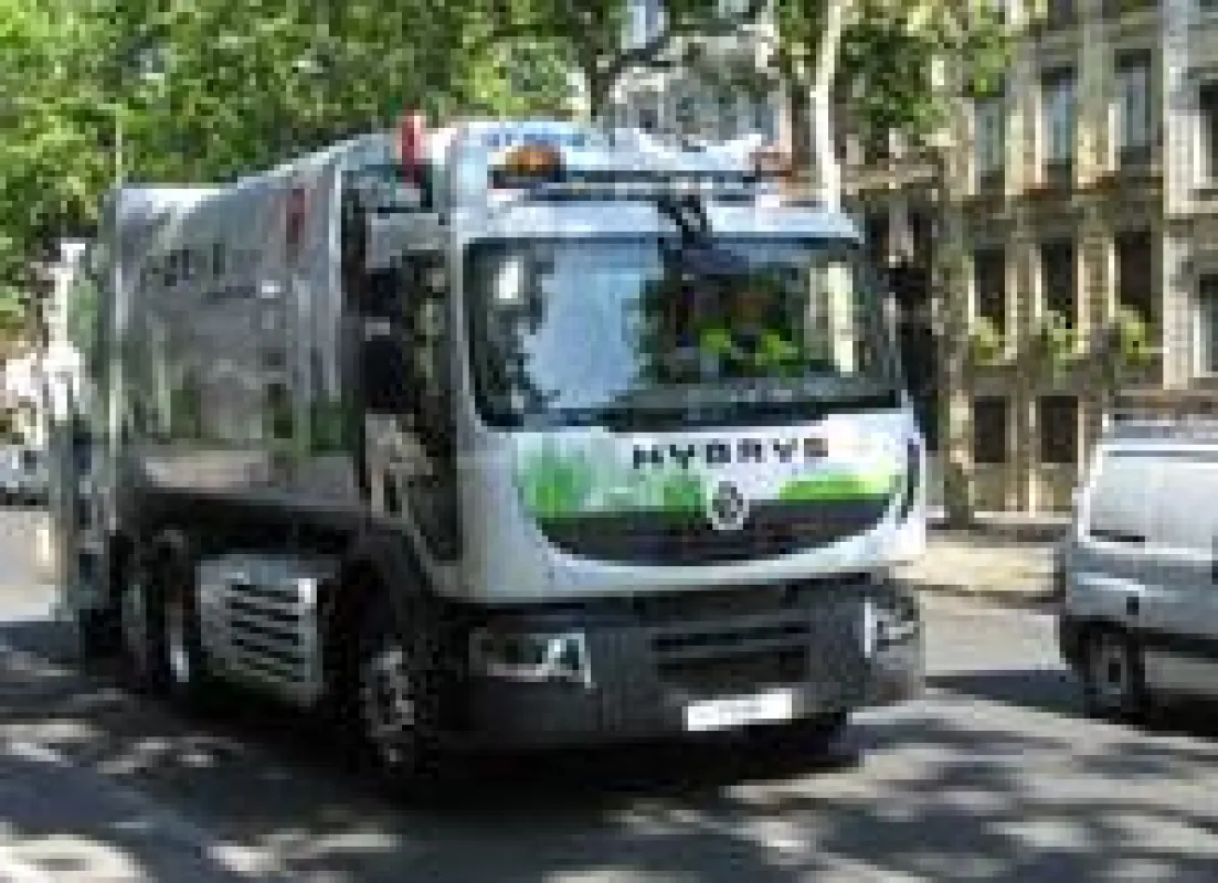 Renault Premium Distribution Hybrys Tech: Bis zu 30 Prozent weniger Verbrauch und Co2-Emissionen.