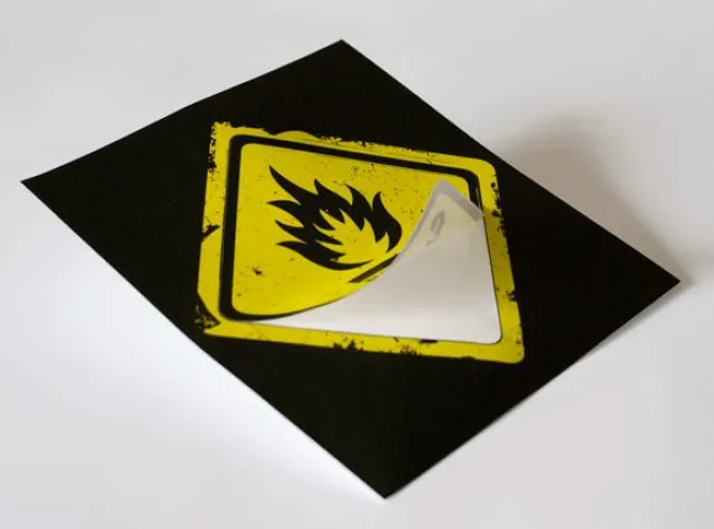 Bild: Aufkleber drucken mit sieben Schneideversionen