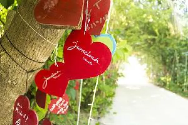 Bild: Ja, ich bin verliebt - Romantik liegt in der Luft auf Jumeirah Vittaveli