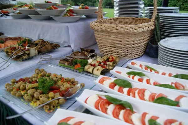 Bild: Neues Restaurant in Bielefeld - NFH Teutoburg -