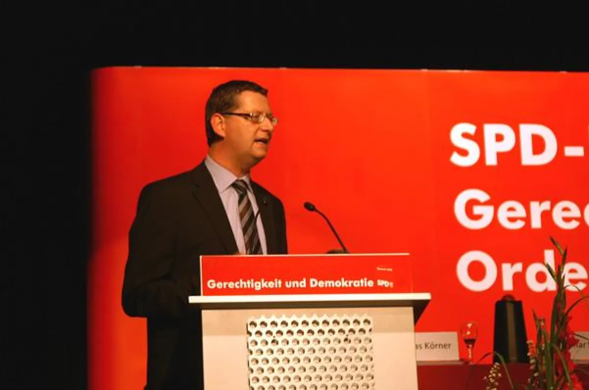 Thorsten Schäfer-Gümbel, Landesvorsitzender, auf dem SPD-Bezirksparteitag 2011.