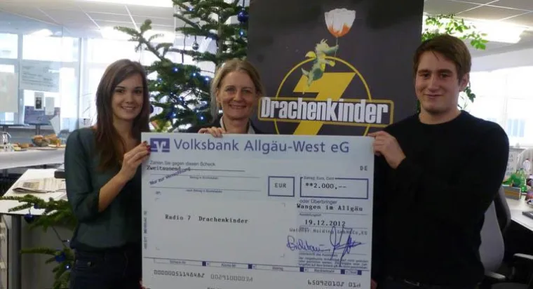Bild: WALDNER spendet an„ Drachenkinder“-Aktion von Radio7