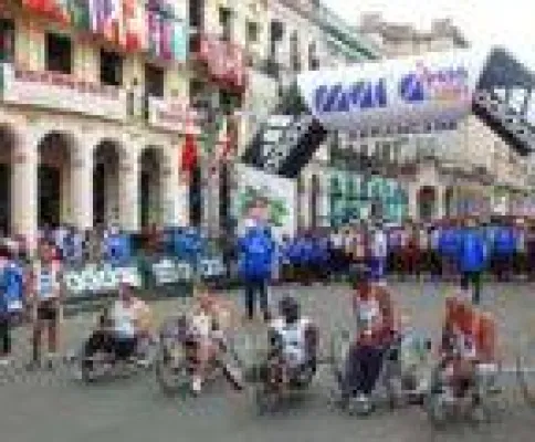 Bild: Marathon in Havanna - mehr als nur ein Lauferlebnis