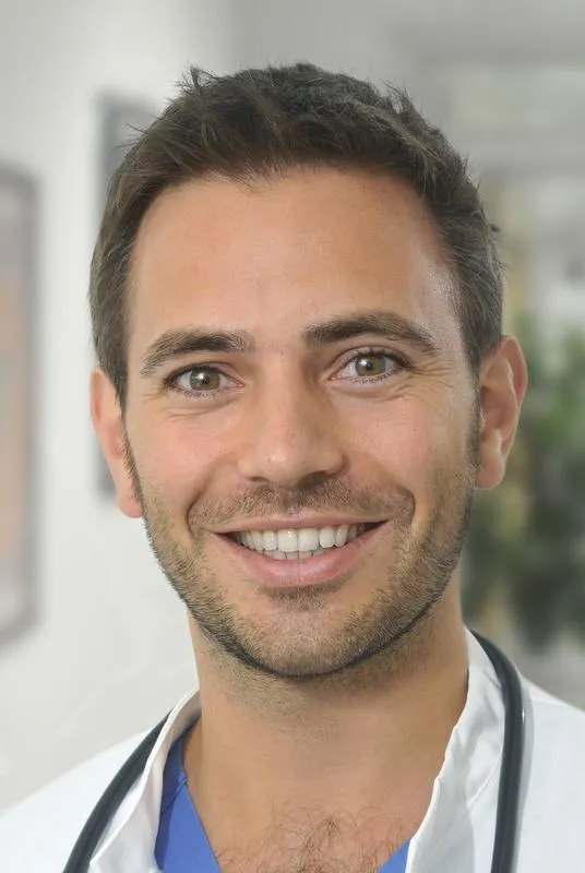 Dr. med. Kai O. Hensel ((Foto: Helios Universitätsklinik Wuppertal/Universität Witten-Herdecke).)