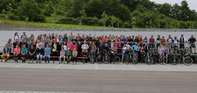 Bild: Internationaler Tag der Nachhaltigkeit - Mitarbeiter von ebm-papst engagierten sich für weltweiten GreenDay