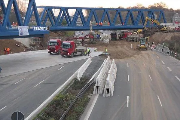 Brückentage am Kölner Autobahnring - Schwerlastplatten von eps ermöglichen Baustellenzufahrt Bild: Brückentage am Kölner Autobahnring - Schwerlastplatten von eps ermöglichen Baustellenzufahrt