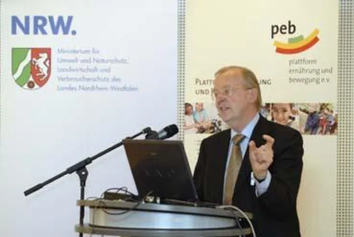 peb als Vorbild für EU-Maßnahmen gegen Fettleibigkeit von Kindern Bild: peb als Vorbild für EU-Maßnahmen gegen Fettleibigkeit von Kindern