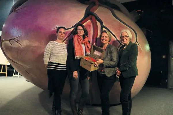 Bild: Das „Begehbare Herz“ schlägt wieder