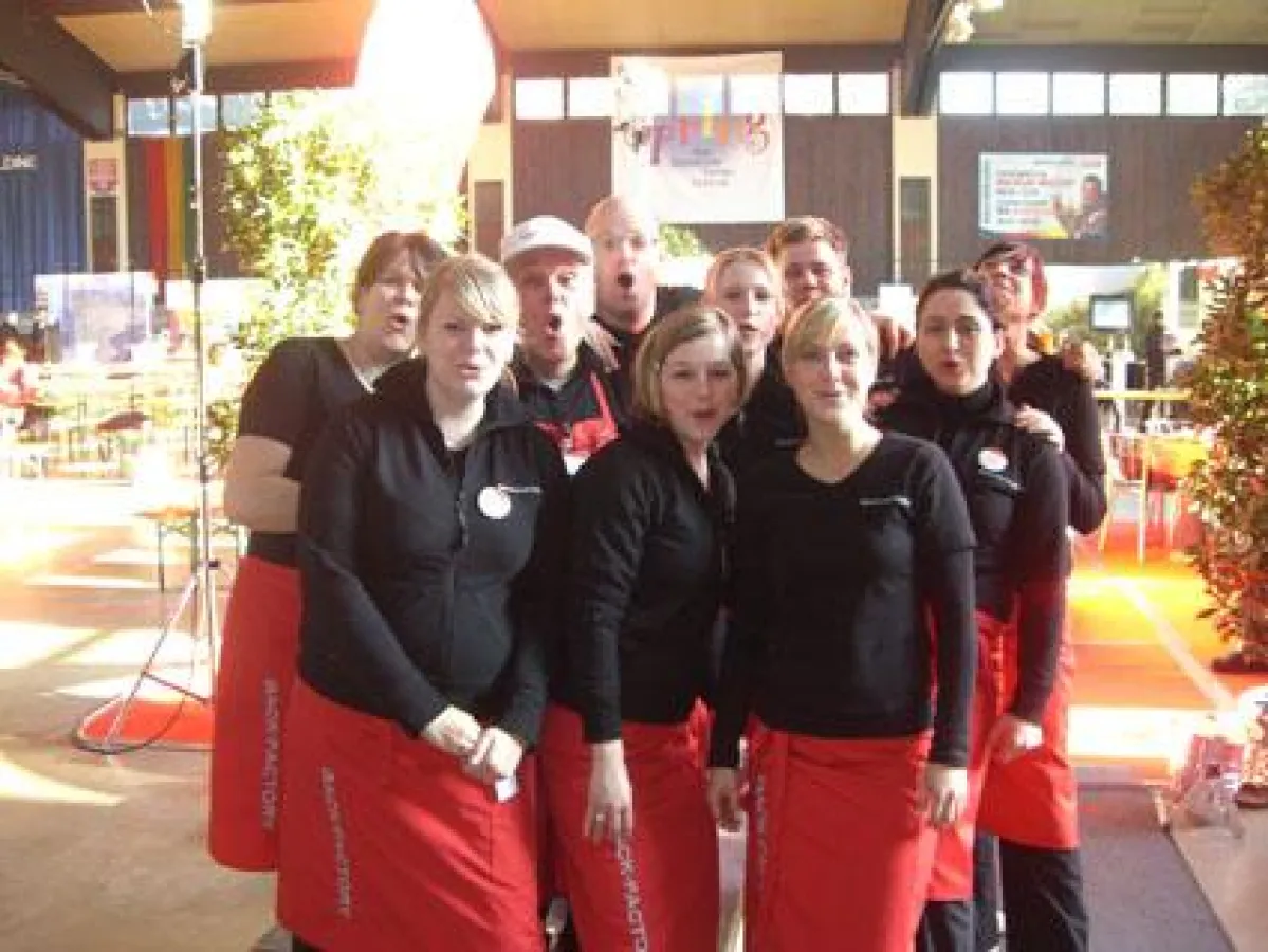 Das Back-Factory-Team sorgt auch in diesem Jahr wieder bei Spring für gute Laune.