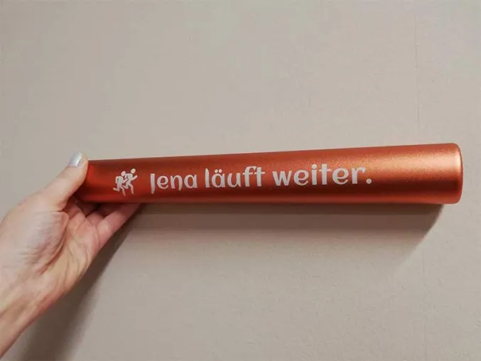 Bild: Trotz Absage des Firmenlaufs: JENETRIC initiiert Spendenaktion und unterstützt Verein „Tausend Taten e. V.“