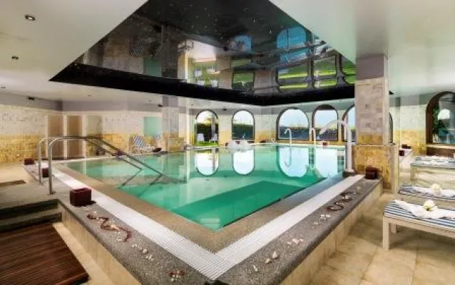 Neues Haar-Rettungsprogramm im Princesa Yaiza Suite Hotel Resort Bild: Neues Haar-Rettungsprogramm im Princesa Yaiza Suite Hotel Resort