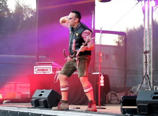 Bild: 6 Jähriges Bühnenjubiläum für Tobi als Andreas Gabalier Double