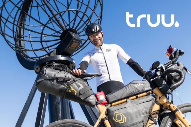 Bild: truu hero Mateusz Tondel meistert das Ultra-Radrennen „NorthCape4000“ mit Bravour