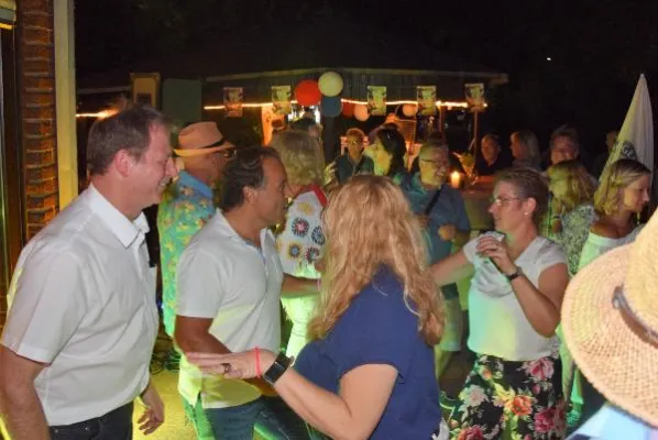 Bild: Tennis, Cocktails und Salsa im TC Neuss-Weckhoven e.V.