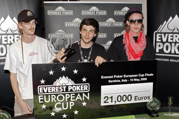 Bild: Das Finale des Everest Poker European Cup ist entschieden - 2:1 für die Schweiz