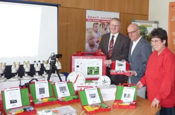 Bild: Eckensberger-Stiftung fördert AWO Junioruniversität Salzgitter
