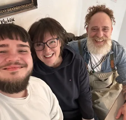 Bild: LeichtSINN - Wenn Boomer und Gen Z auf einen Espresso treffen