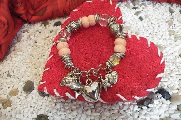 Bild: Wissenswertes & Schmucksets zum Valentinstag