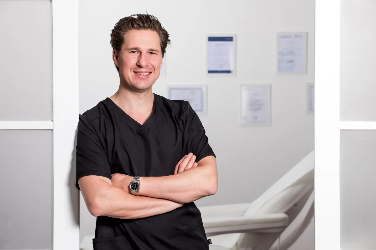 Dr. Christian Wolf  (© Moni Fellner )
