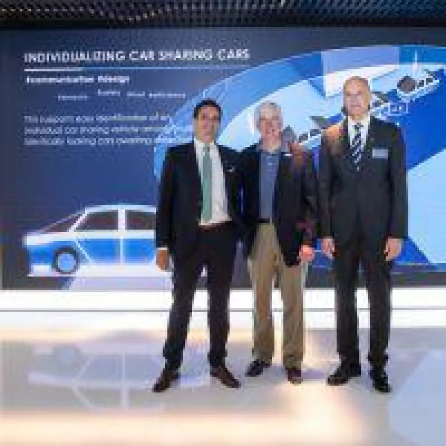 v.l.n.r.: CEO der ZKW Group, DI (FH) Oliver Schubert, Rick Snyder, Gouverneur von Michigan, USA & COO Dr. Konrad Pagenstert