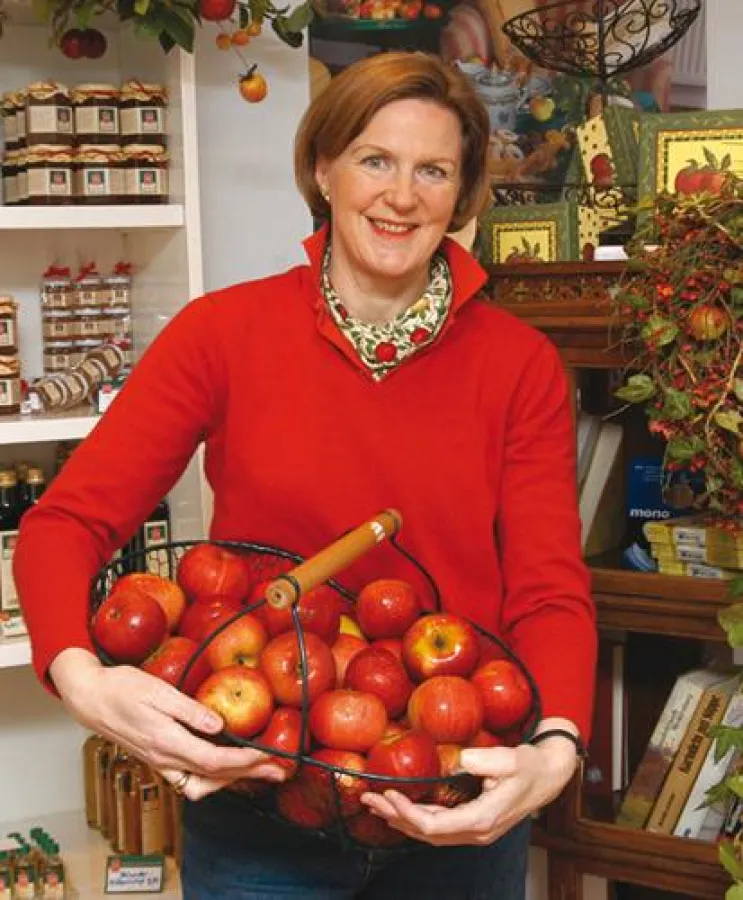 Die »Apfelgräfin« Daisy von Arnim liest aus ihren Büchern und berichtet aus ihrem Leben