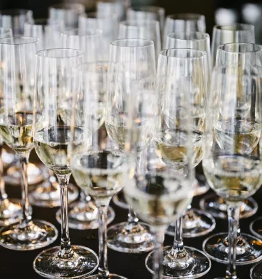 Bild: SPIRITuelle Rundreise durch Japans Präfekturen - Ginza Berlin bietet größte Auswahl an japanischen Spirituosen