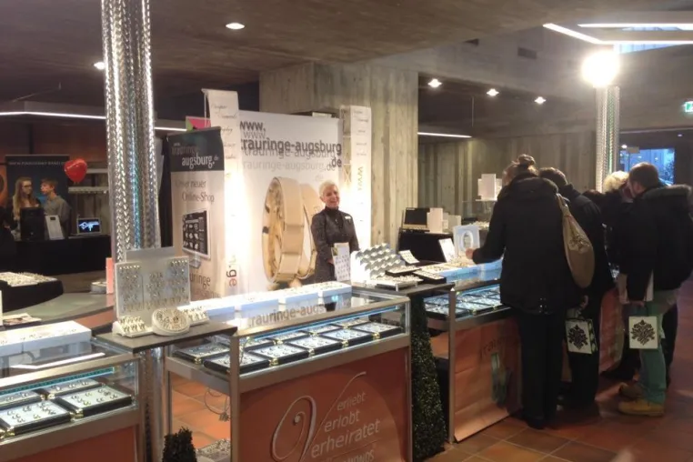 Bild: Juwelier Designer Diamonds präsentierte sich erfolgreich auf Hochzeitsmessen in Augsburg und München