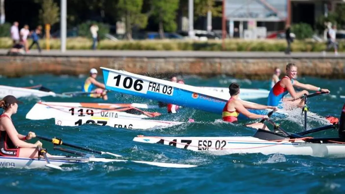 Coastal Rowing Wettkampf mit Euro Diffusion's Coastal Booten
