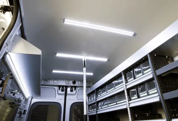 Bild: eltefa 2017: bott vario Fahrzeugeinrichtungen für das Elektrohandwerk.