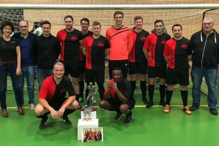 Bild: Kräuter Mix gewinnt beim Firmenfußball