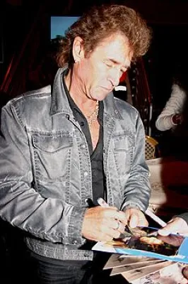 Peter Maffay mit Charity-Projekt "Begegnungen – Eine Allianz für Kinder" auf Tour Bild: Peter Maffay mit Charity-Projekt "Begegnungen – Eine Allianz für Kinder" auf Tour