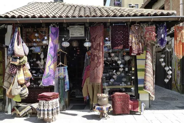 Bild: Architekturimprovisationen in Sarajevo im martini|50 in Osnabrück