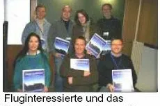 Pilotennachwuchs startet in Grefrath - Interessenten und Schulungsteam starten Ausbildung Bild: Pilotennachwuchs startet in Grefrath - Interessenten und Schulungsteam starten Ausbildung