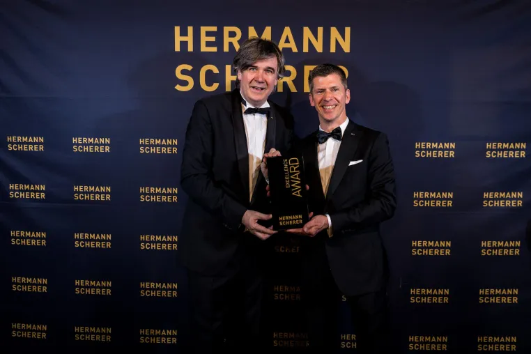 Bild: Führungs-Geständnis bringt Excellence-Award und Weltrekord