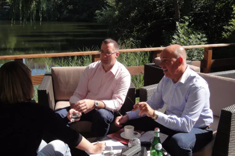 Residenzen brauchen Inhalte - Sommerinterview mit Vetter & Partner Bild: Residenzen brauchen Inhalte - Sommerinterview mit Vetter & Partner