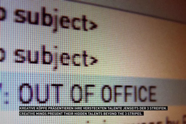 Bild: das "ArTelier" präsentiert - OUT OF OFFICE – Performance Art mit 3 Streifen