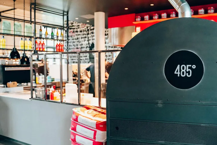 Bild: 10 Jahre Pizza Napoletana in Köln.  485 Grad feiert Jubiläum an drei Standorten 
