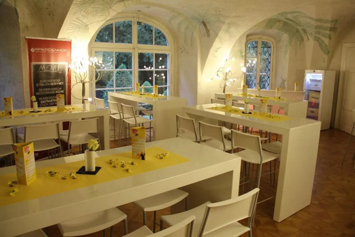 Corporate Design von Party Rent für Life Radio (Foto: Party Rent, frei zur Veröffentlichung)